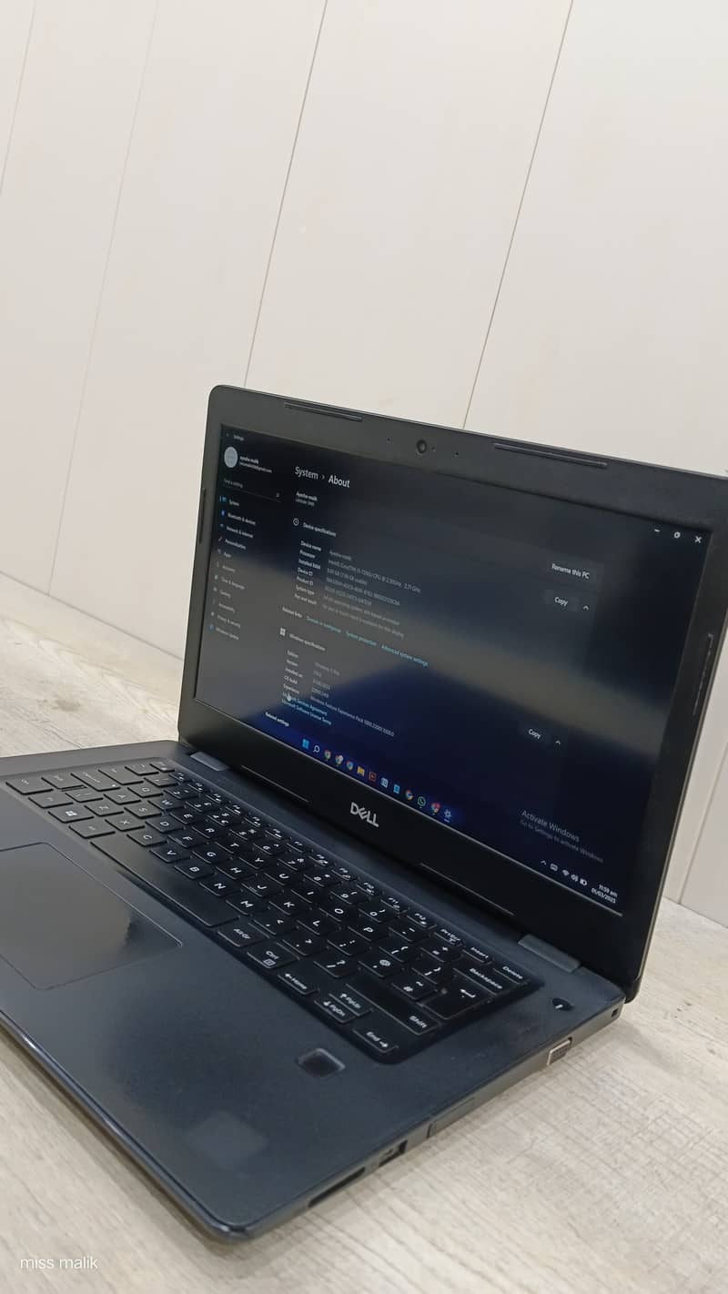 URGENT SALE. . . Dell latitude 3490  i5 7th generation 4