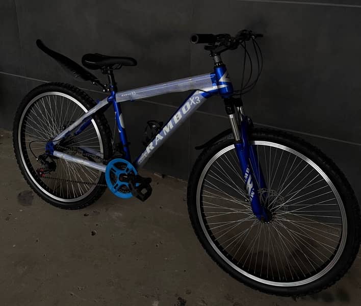 BRAND NEW BICYCLE WITH GEARS 1