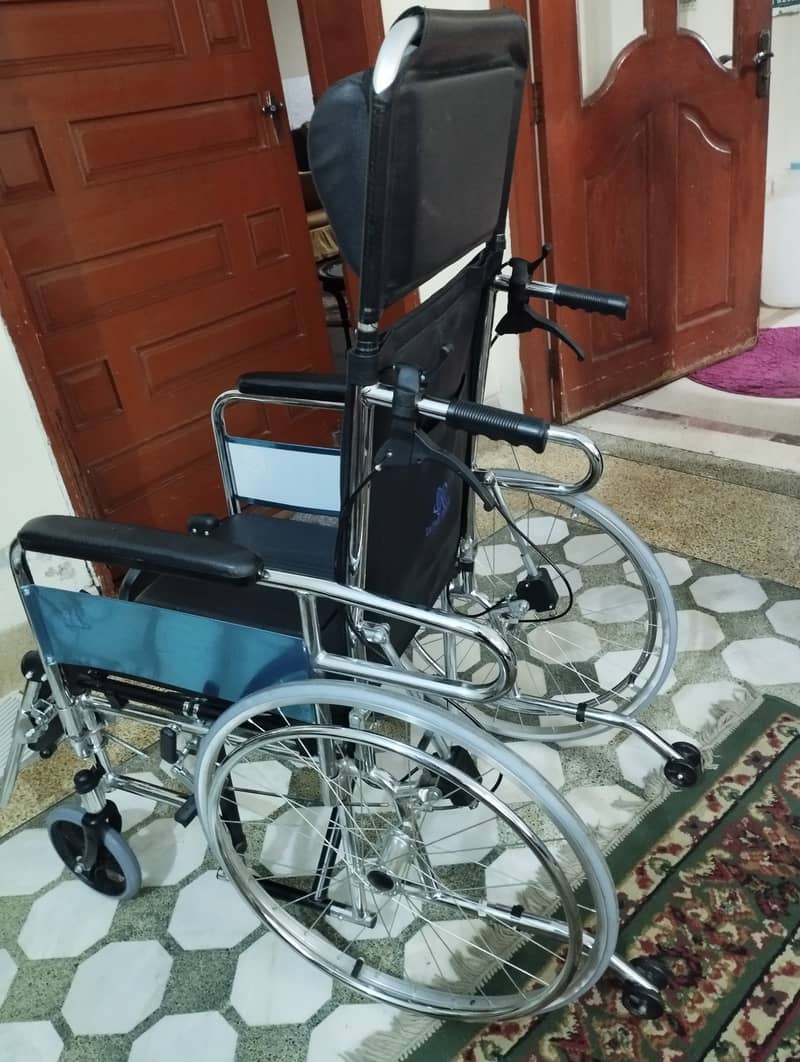 Adjustable wheelchair 2