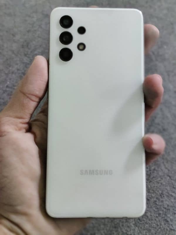 Samsung Galaxy a32 0