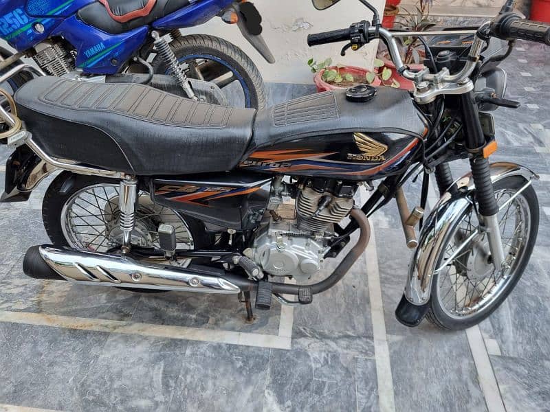 Honda CG 125 2018 model for sale 4