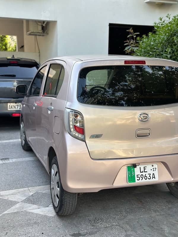 Daihatsu Mira 2015 0