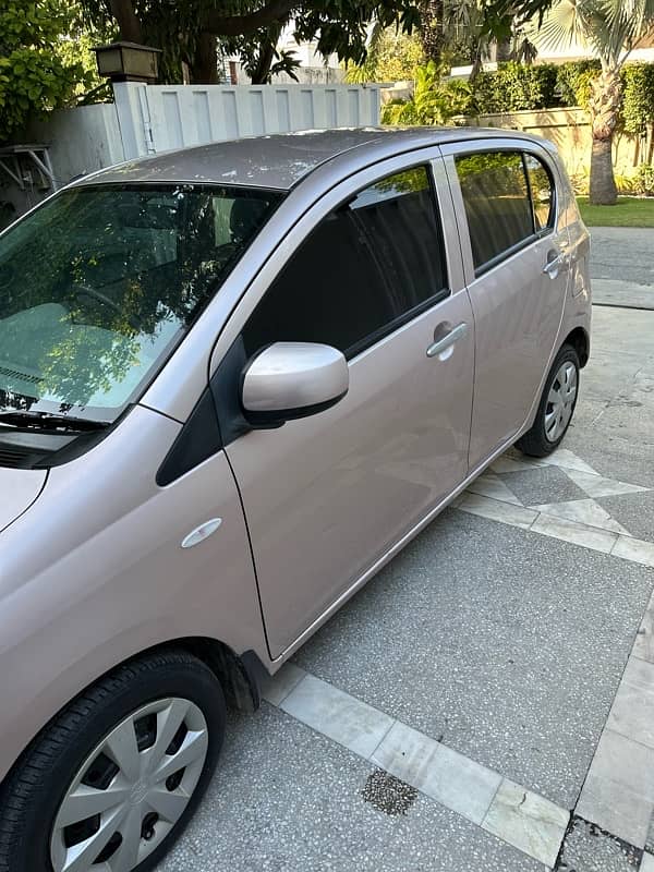 Daihatsu Mira 2015 9