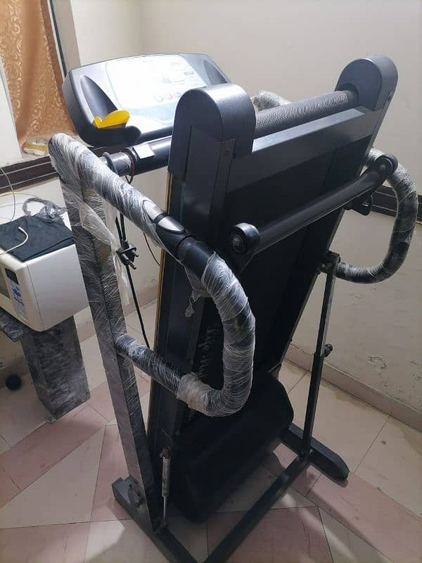 AmFL Treadmill for sale 1