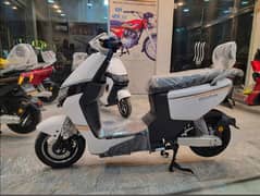 Orevo B2 Electric Scooty