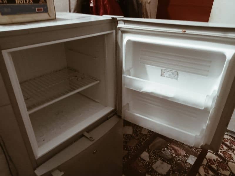 refrigerator 2