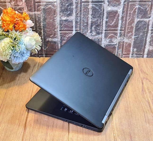 Dell Latitude E7470 | Core i5-6th Gen | 8/256GB | 14" FHD Display 3