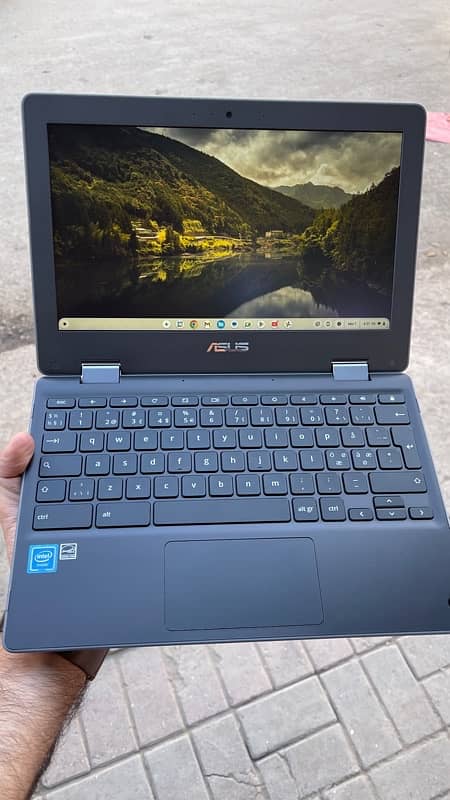 Asus Chromeabook 10/10 0