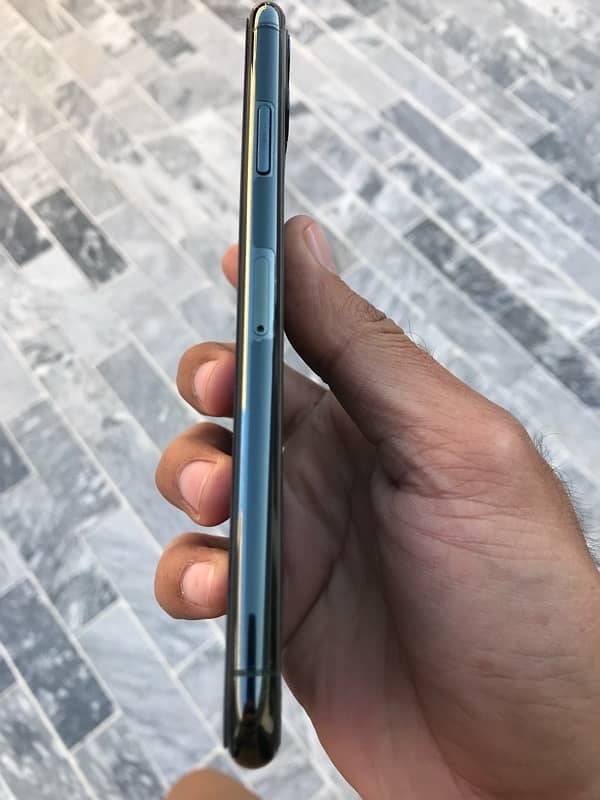 iphone 11 pro max 256GB 1