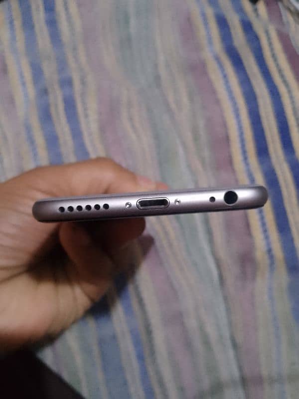 iphone 6 nonPTA  10/10 Rs 6000 3