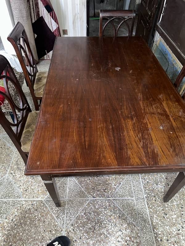 wooden dining table with 5 chairs behtreen condition meh 0