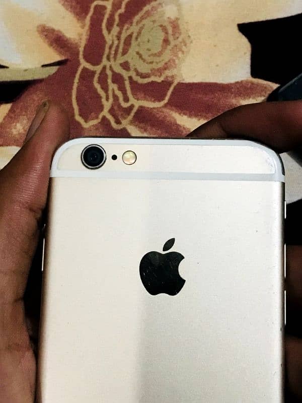 iPhone 6 128GB 0