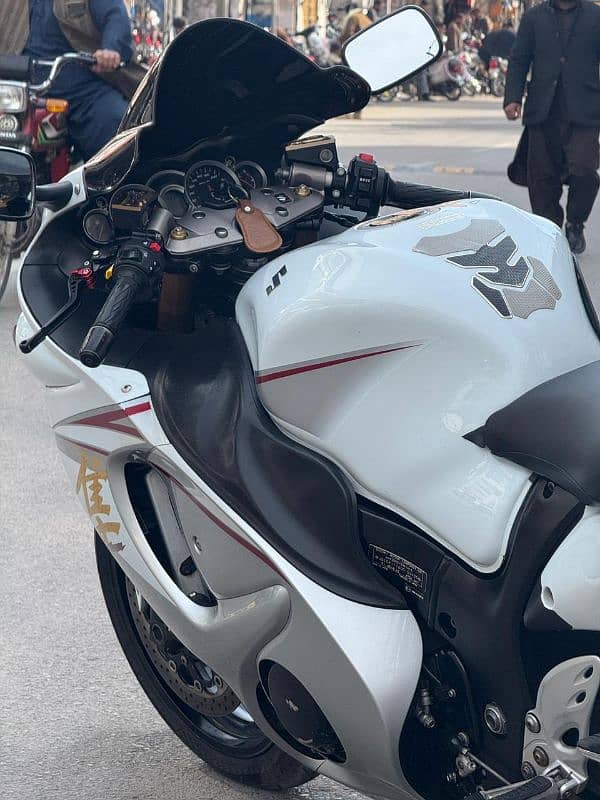 Suzuki Hayabusa 2016 2