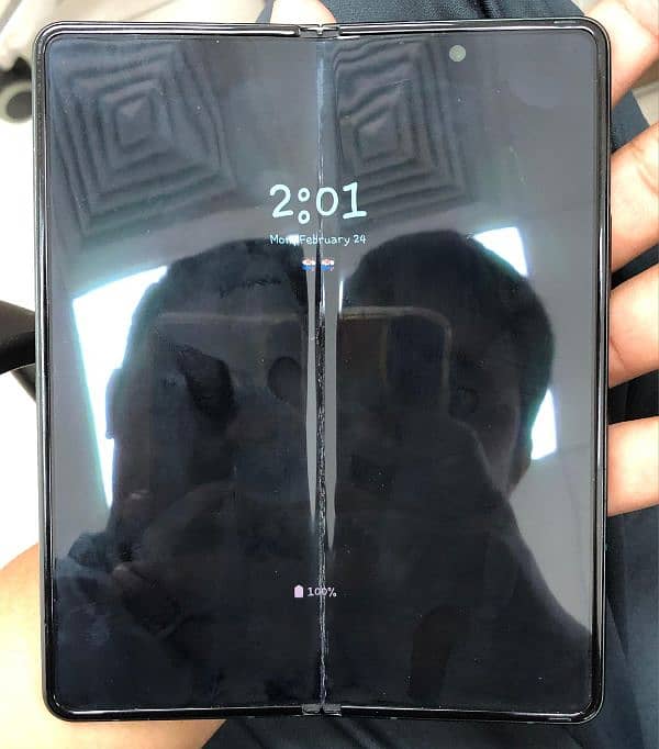 Samsung Galaxy Z Fold 3 4