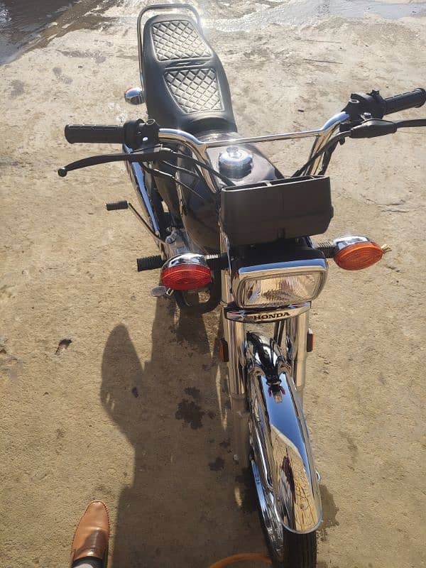 Honda 125 special edition 1