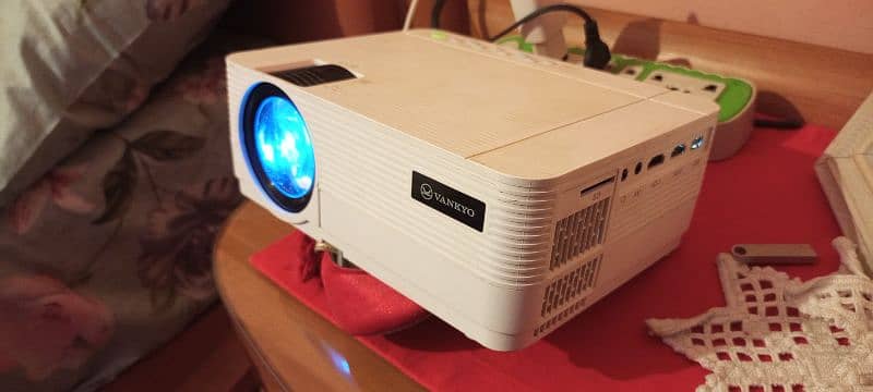 vankyo projector 0