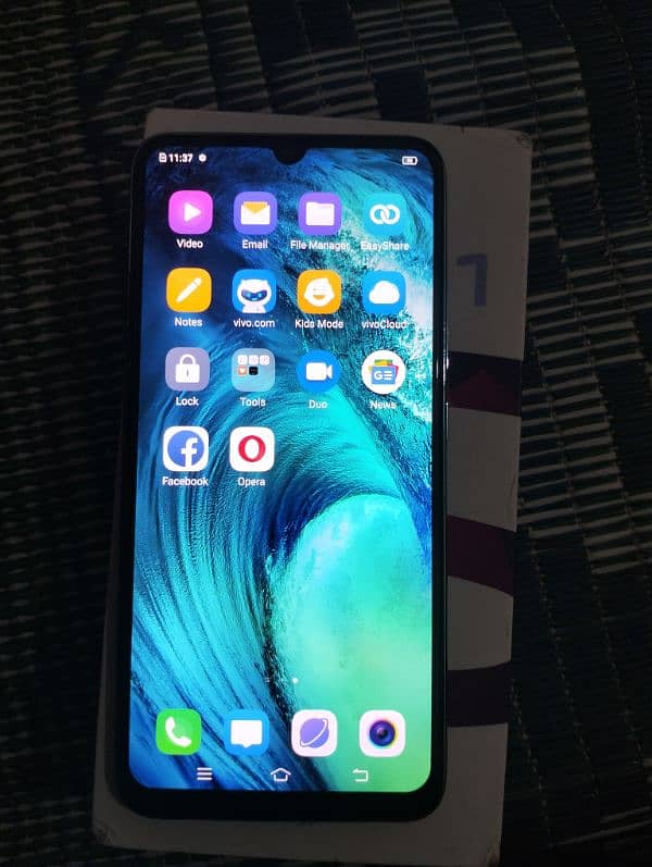 Vivo S1 4+128gb. complet saman 1