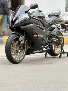 yamaha R6