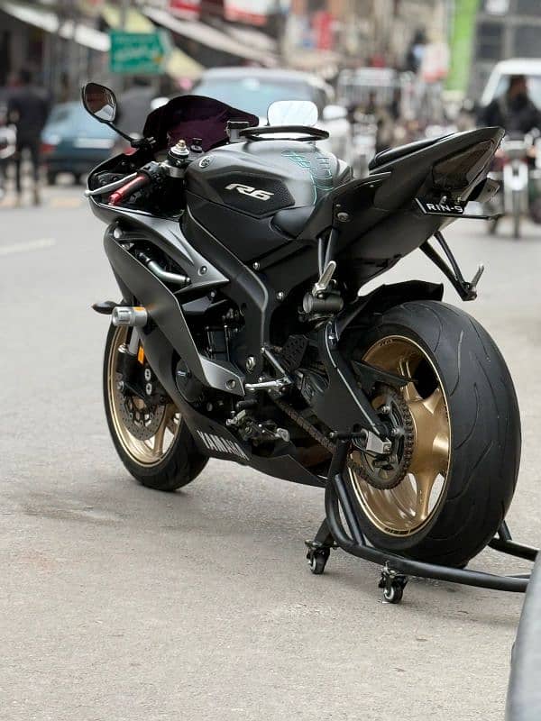 yamaha R6 4