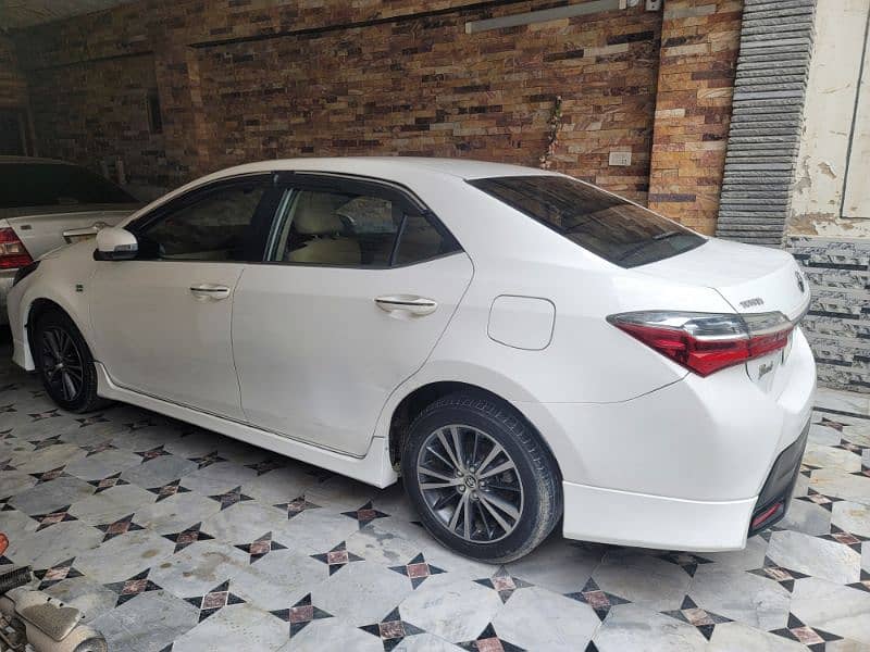 Toyota Altis Grande 2017 18