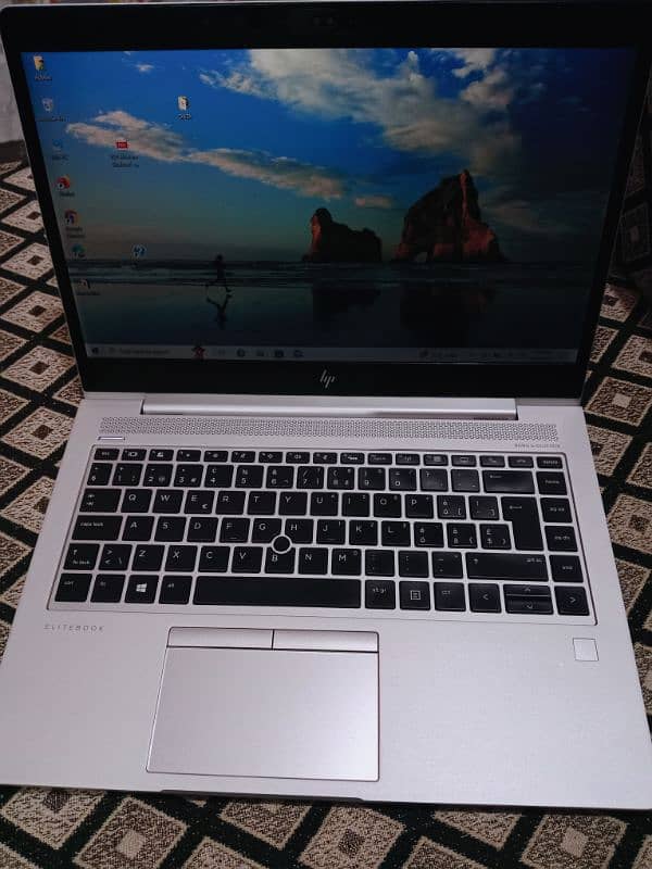 HP Core i5 8th gen laptop with 16 Gb ram 2