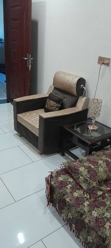 Bed sofa table dressing almari 3