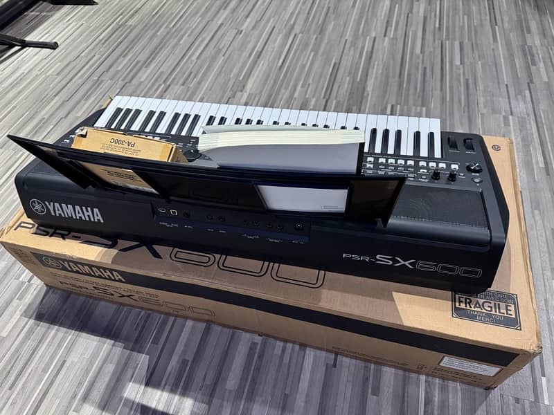 yamaha sx600 just like box open 6 months warranty remains 4