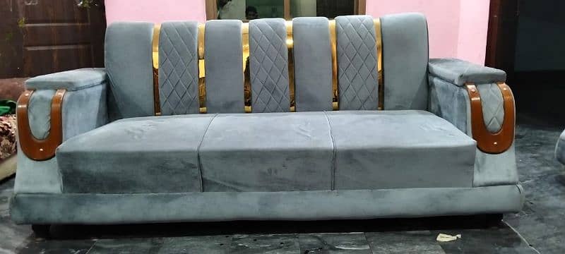 10/10 sofa set argent sale 03122046905 Call me 0