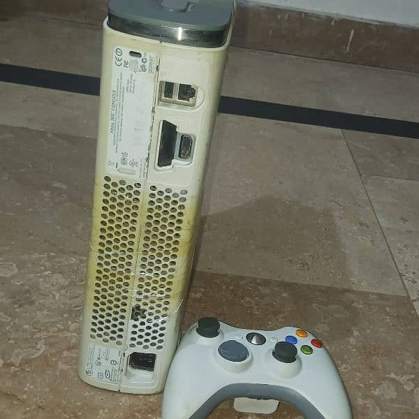 XBOX 360(512gb). BROKEN 3