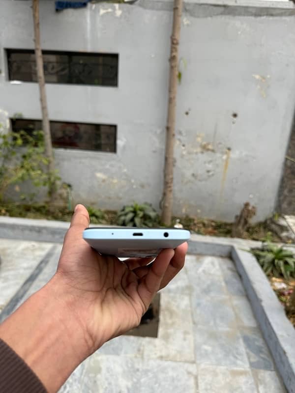 redmi A2 plus 2