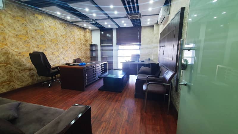 800 sqft Fully Furnished Office Original Pics Main Boulevard Gulberg For Rent 0