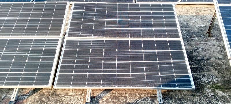 Solar Panels 150 Watts-7 panels 3