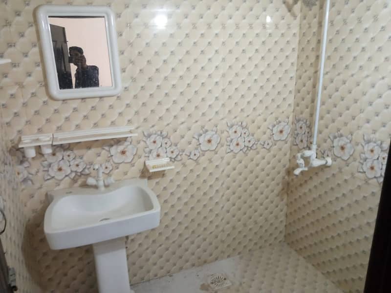 Single story saperate 4 Marla corner house for rent in Khanna dak Islamabad 7