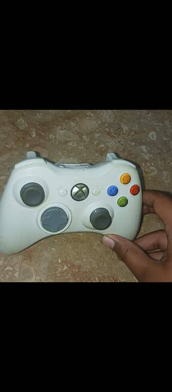 xbox 360 full loaded with game Broken 4