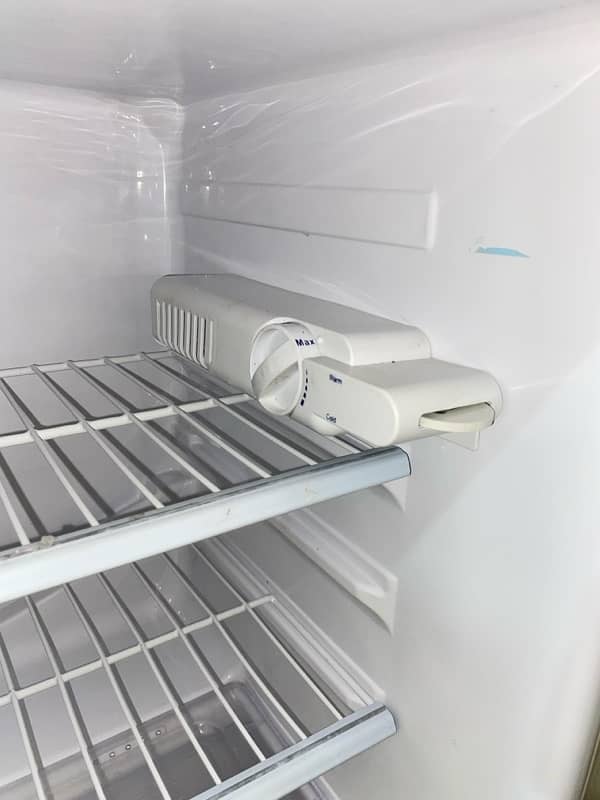 Dawlance Refrigerator 3