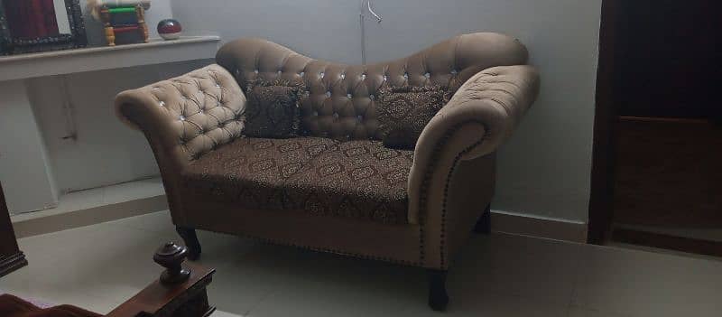 7 seater beautiful sofa set 4