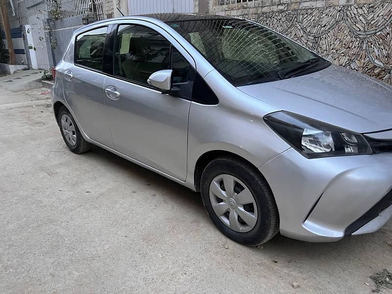 Toyota Vitz 2014 12