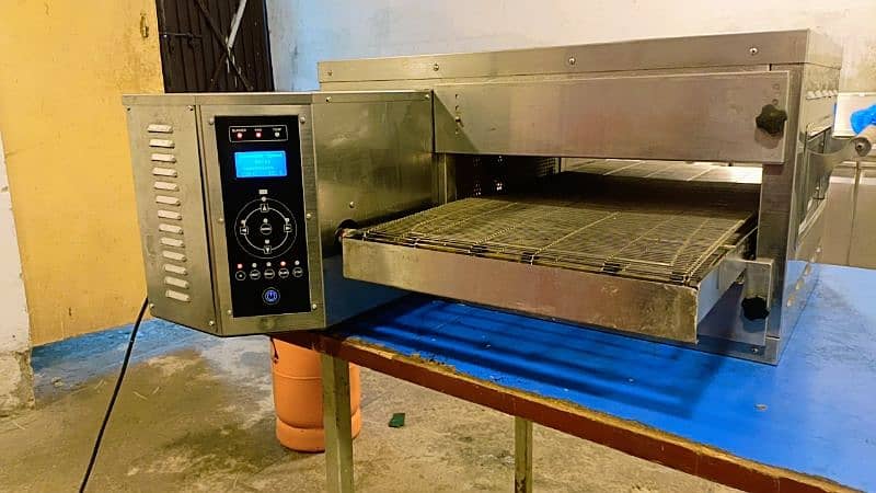 19" conveyor belt pizza oven Korean middleby Marshall 0