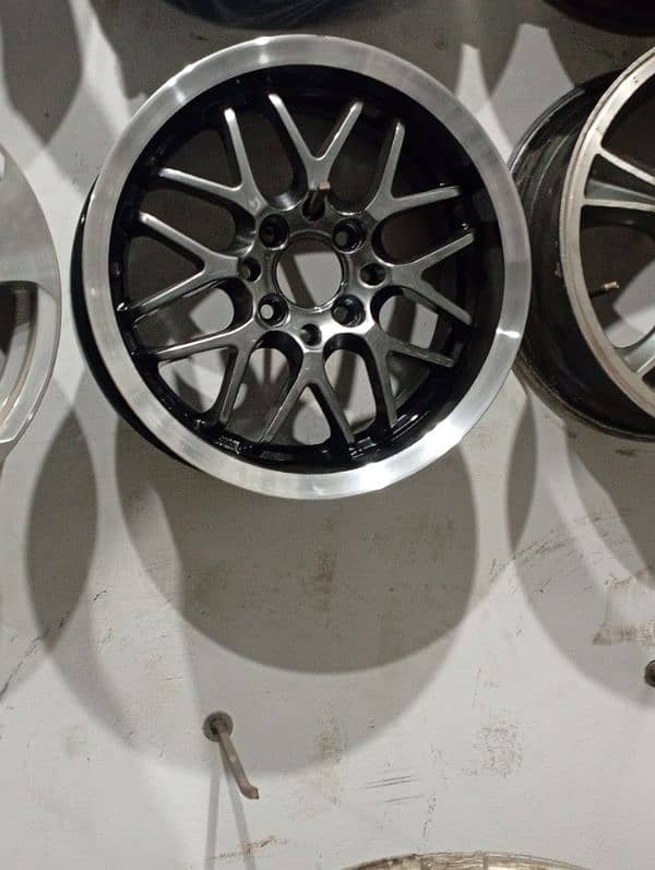 Alloy rim 15 inch =100/114 multi pcd 1