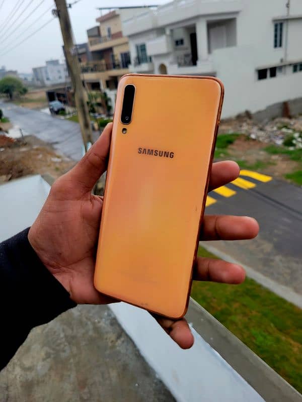 Samsung Galaxy A70 6 128 Official PTA Good Condition ARGENT for sale 6