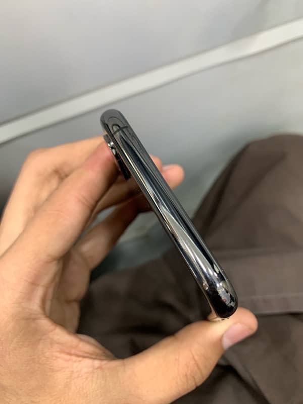 Iphone Xsmax pta approved 3