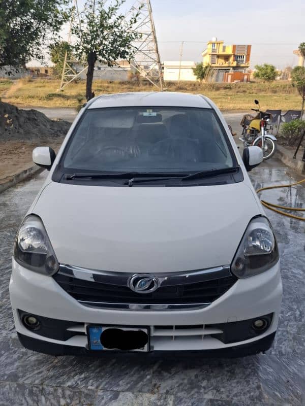 Daihatsu Mira 2016 0