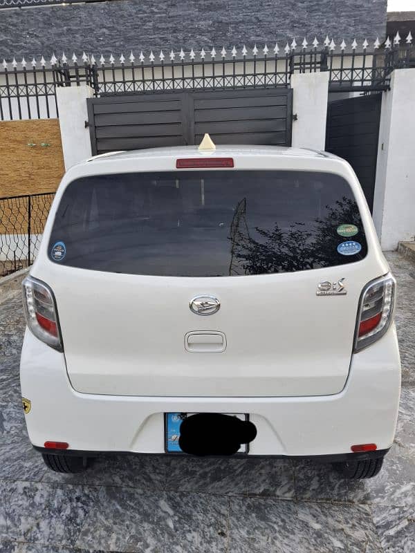 Daihatsu Mira 2016 3