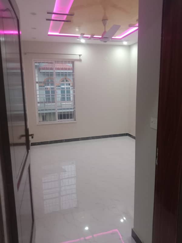 BRAND NEW HOUSE FOR SALE IN THE HEART OF LAHORE 17