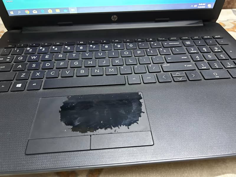 Laptop Urgent Sell ( Core i3 7th Generation) single hand uses 4