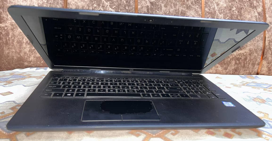 Laptop Urgent Sell ( Core i3 7th Generation) single hand uses 5