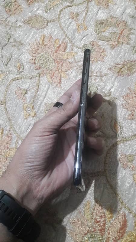 iPhone xs max pta aproved 6