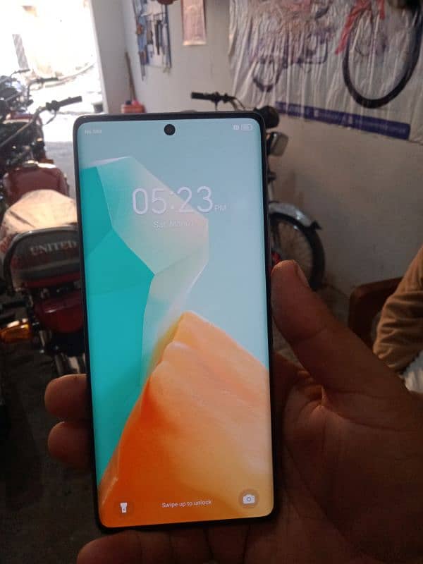 tecno spark 20 pro plus new condition 3