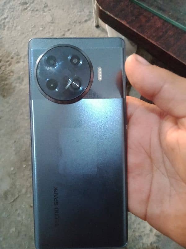 tecno spark 20 pro plus new condition 4