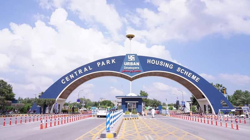 Prime Location 5 Marla Facing Park Plot for Sale in A Block Central Park Lahore 10